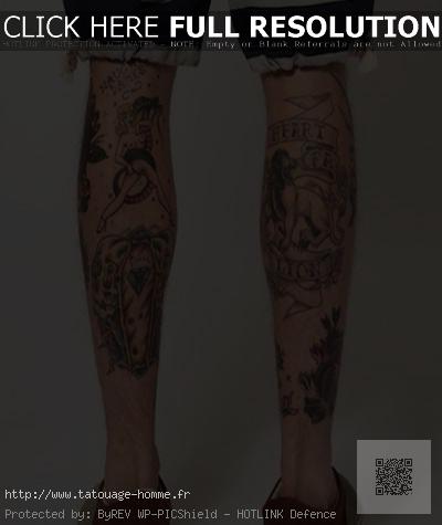 tatouage jambes homme