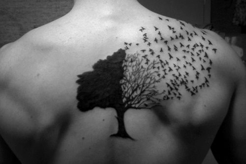 tatouage oiseau homme