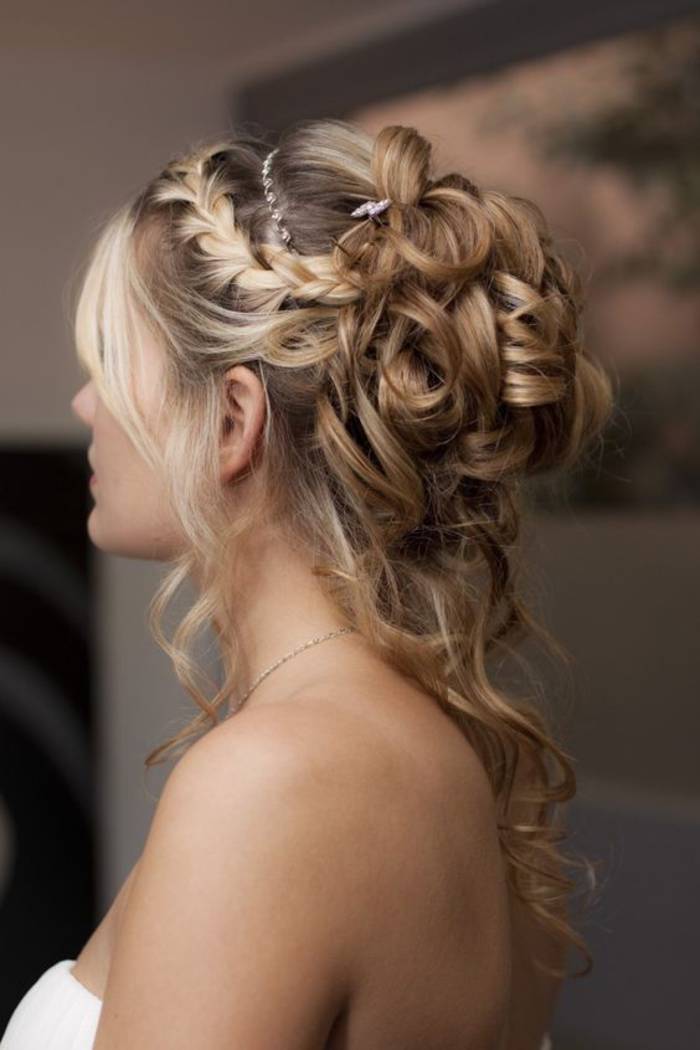 coiffure mariage boucles